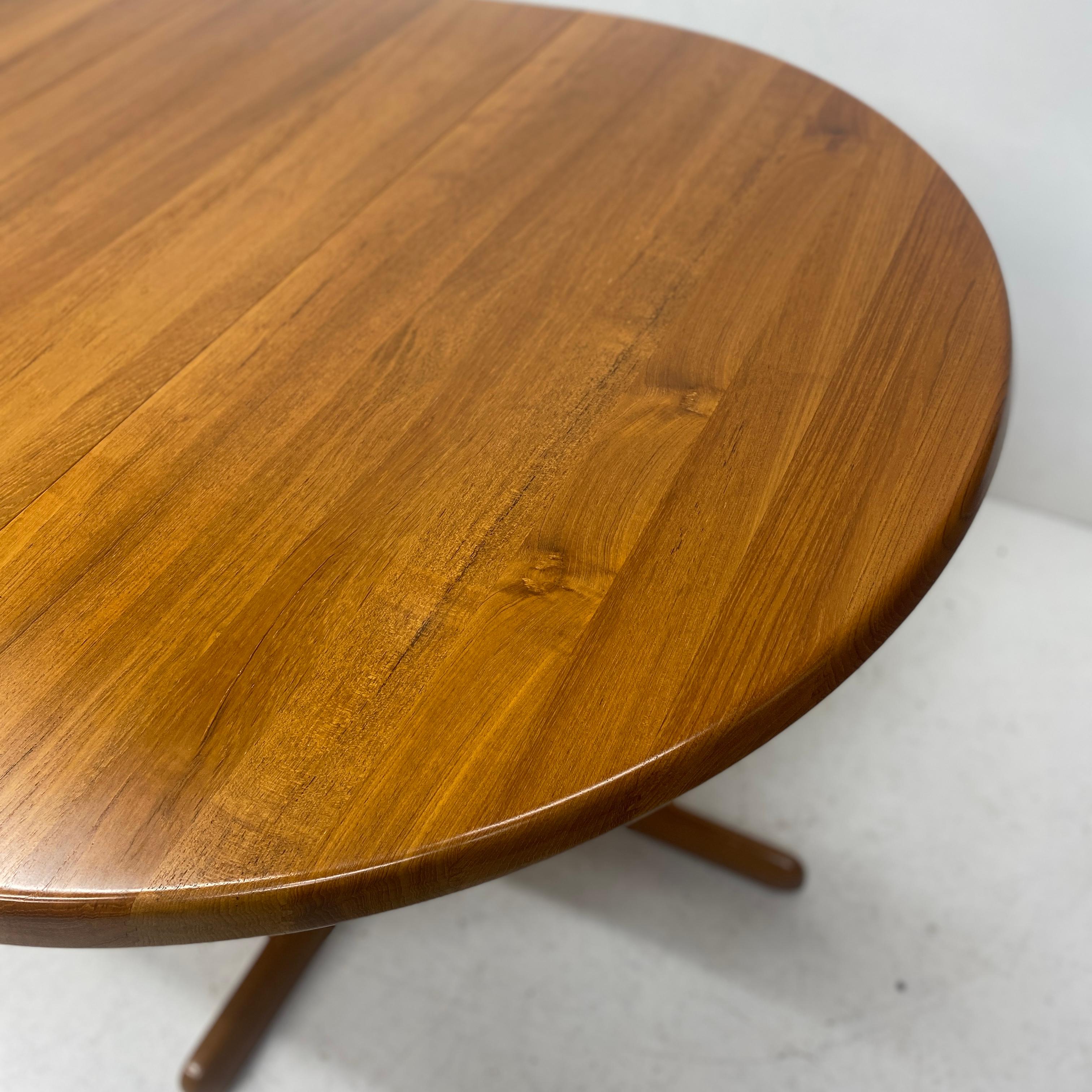 Niels Moller Dining Table Extendable 1