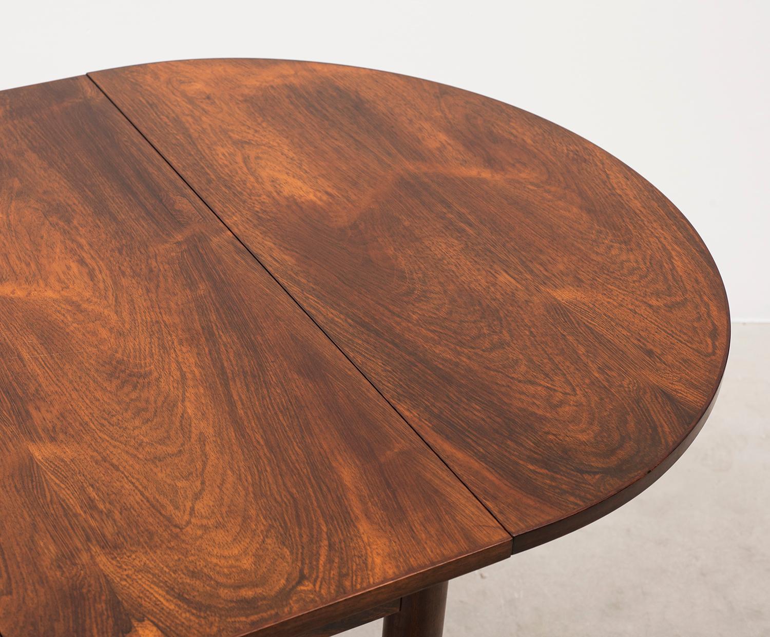 Niels Moller Extending Dining Table in Rosewood, Denmark, 1950s In Good Condition In Sylacauga, AL