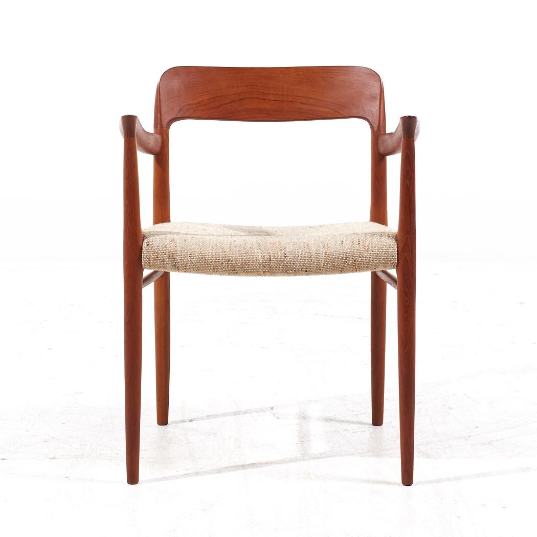 Sedie da pranzo in teak danese Model 77 di Niels Moller, metà secolo, set di 4 pezzi in vendita 5