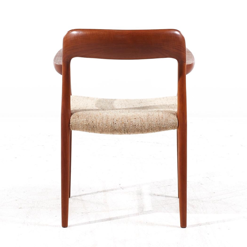 Sedie da pranzo in teak danese Model 77 di Niels Moller, metà secolo, set di 4 pezzi in vendita 8