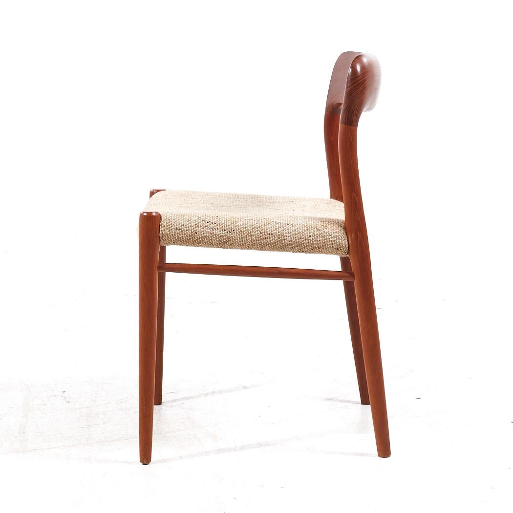 Niels Moller Mid Century Danish Teak Model 77 Dining Chairs - Set of 4 For Sale 3