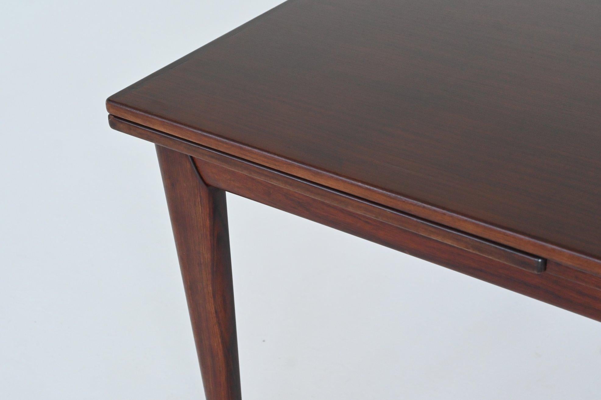 Niels Moller model 254 extendable dining table in rosewood Denmark 1960 8