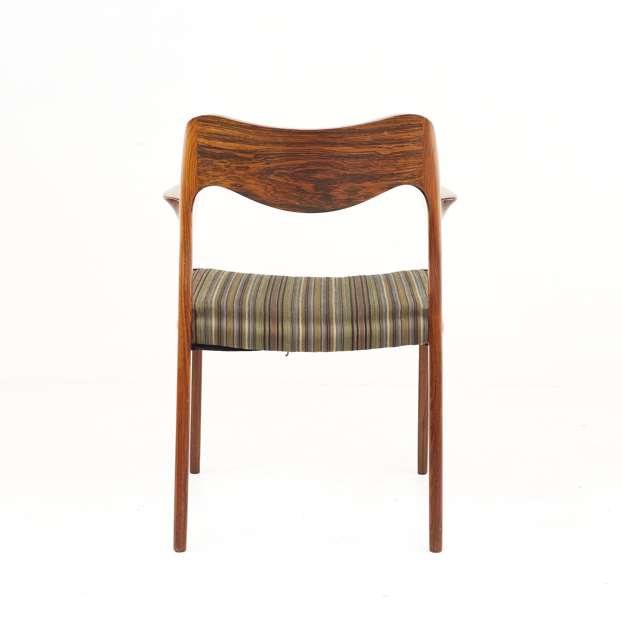 Niels Moller Model 55 Mid Century Rosewood Dining or Desk Chair In Good Condition In Countryside, IL