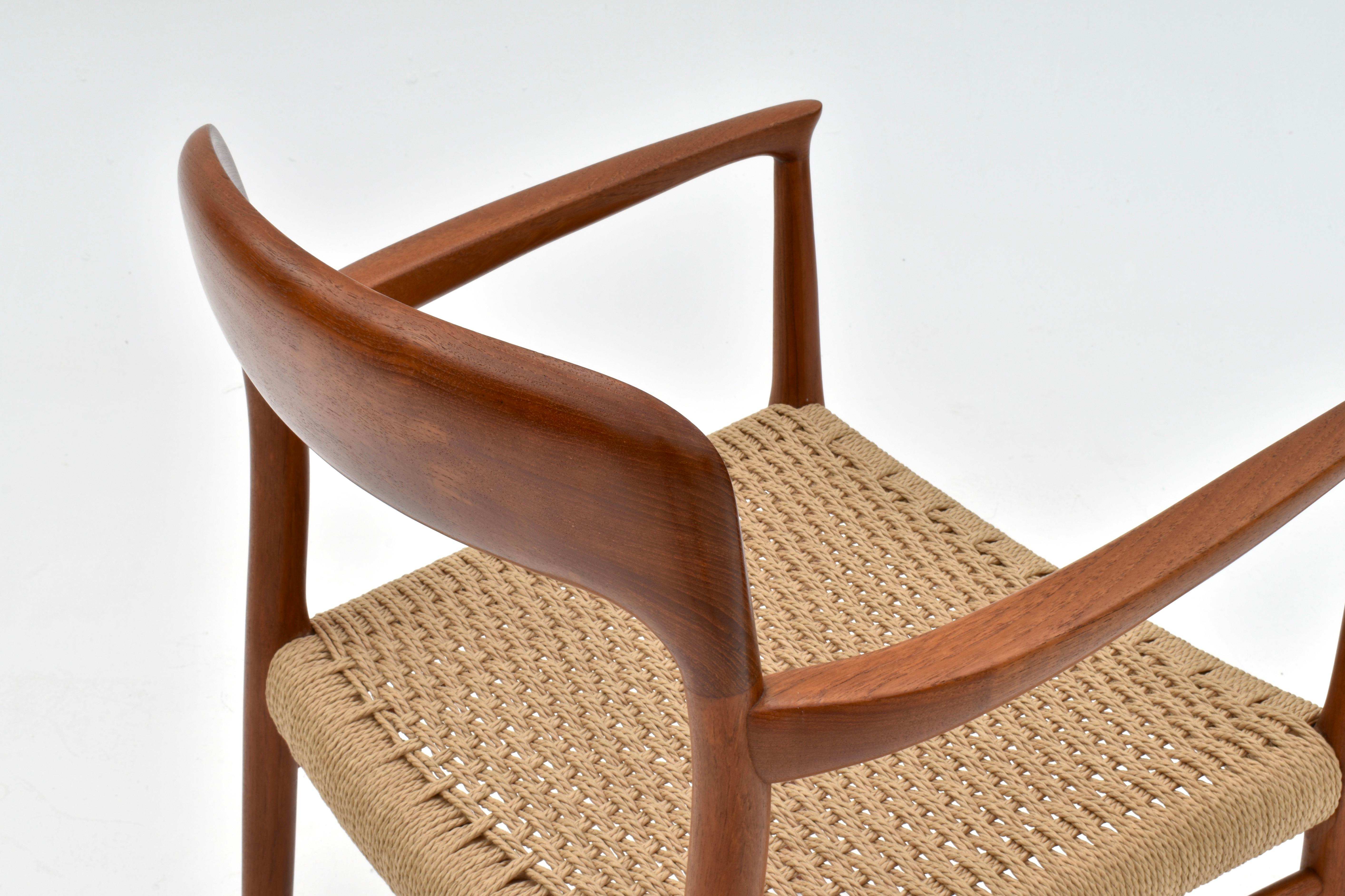 Poltrona in teak e papercord Niels Moller Model 56 per J.L Mollers Mobelfabrik in vendita 1