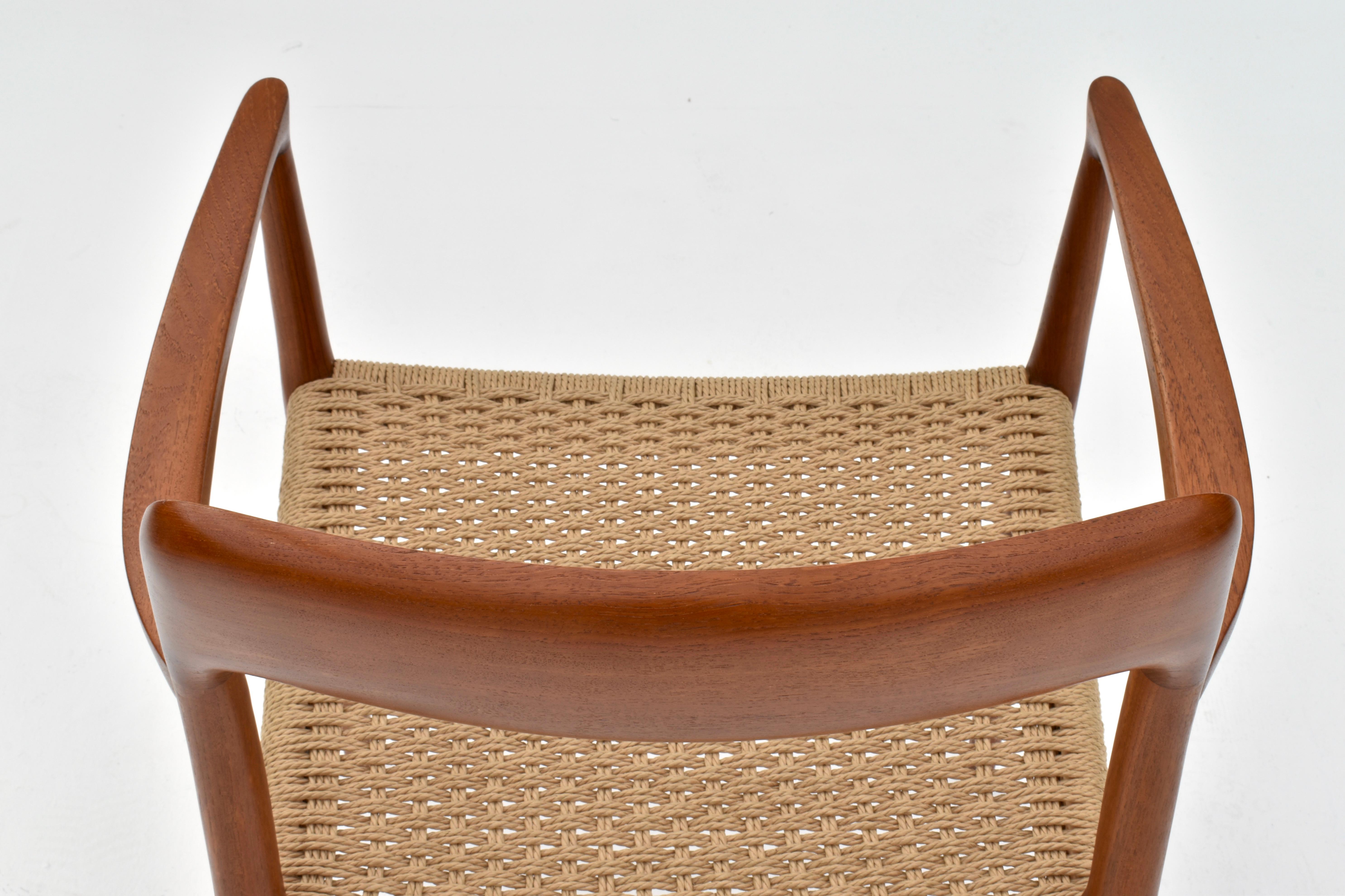 Poltrona in teak e papercord Niels Moller Model 56 per J.L Mollers Mobelfabrik in vendita 2