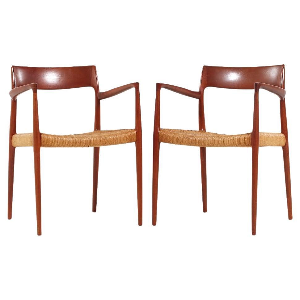 Niels Moller Modèle 57 MCM Chaises à manger de capitaine danoises en teck et corde - Paire