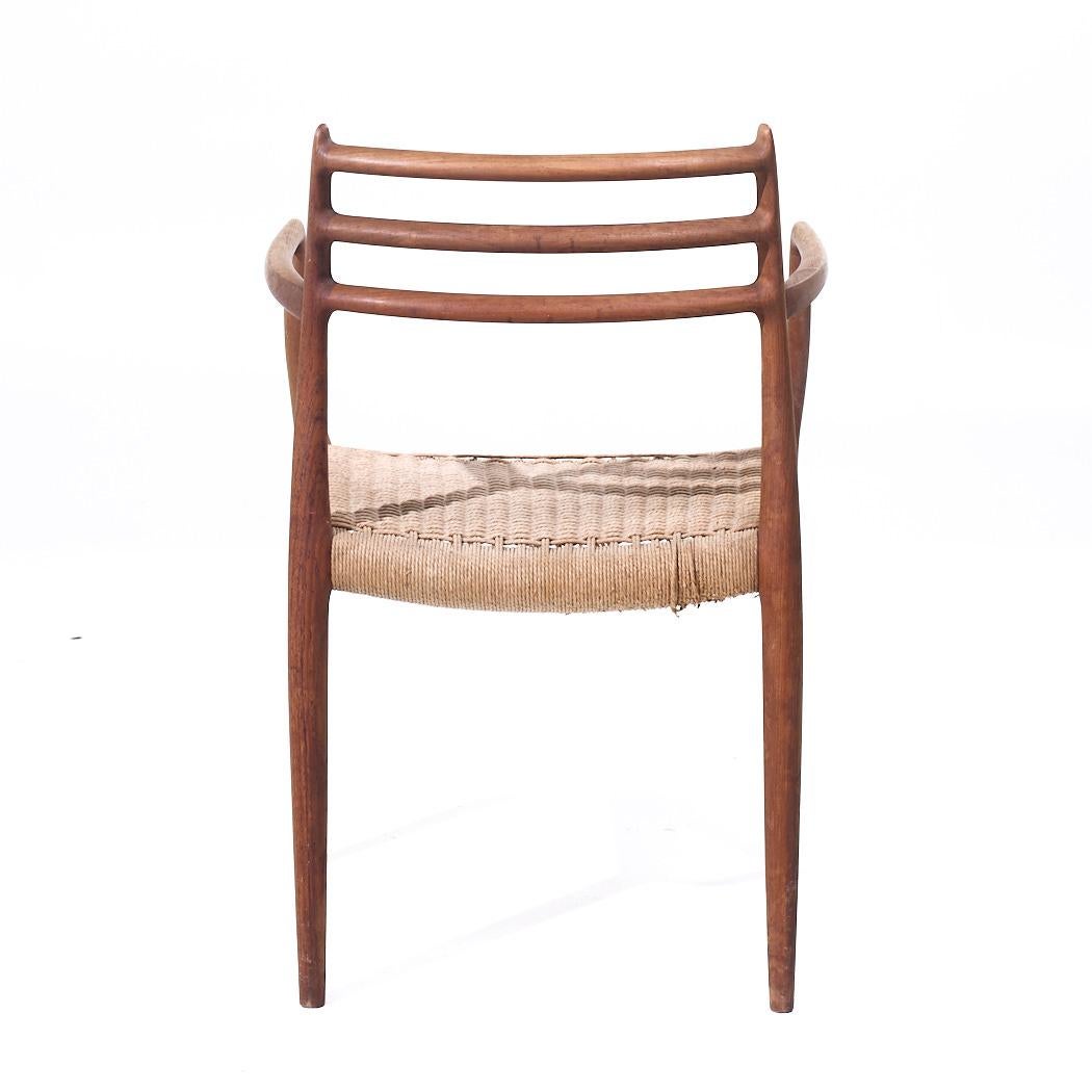 Paire de chaises de capitaine danoises en teck du milieu du siècle dernier, Niels Moller modèle 62 en vente 1