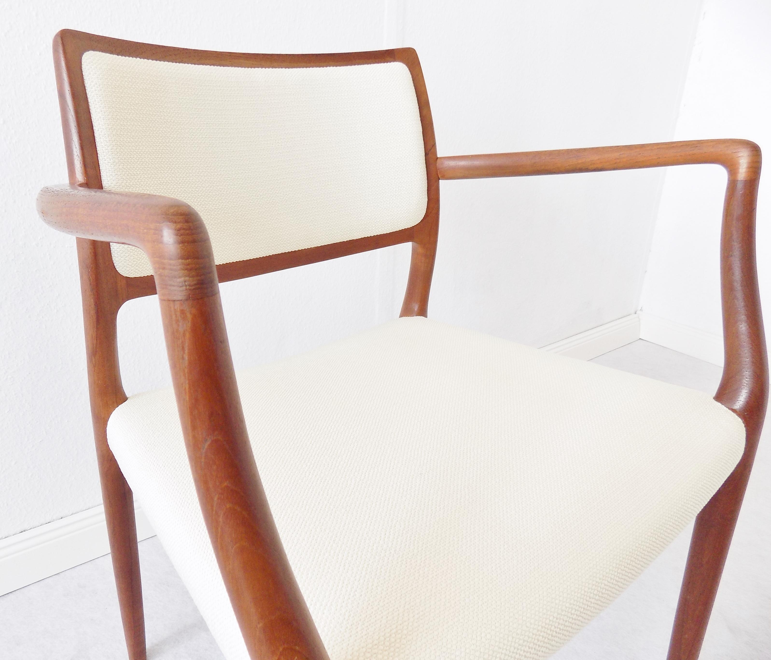 Niels Möller Model 65 Lounge Chair, Danish Teak Scandinavian modern, upholstered For Sale 5
