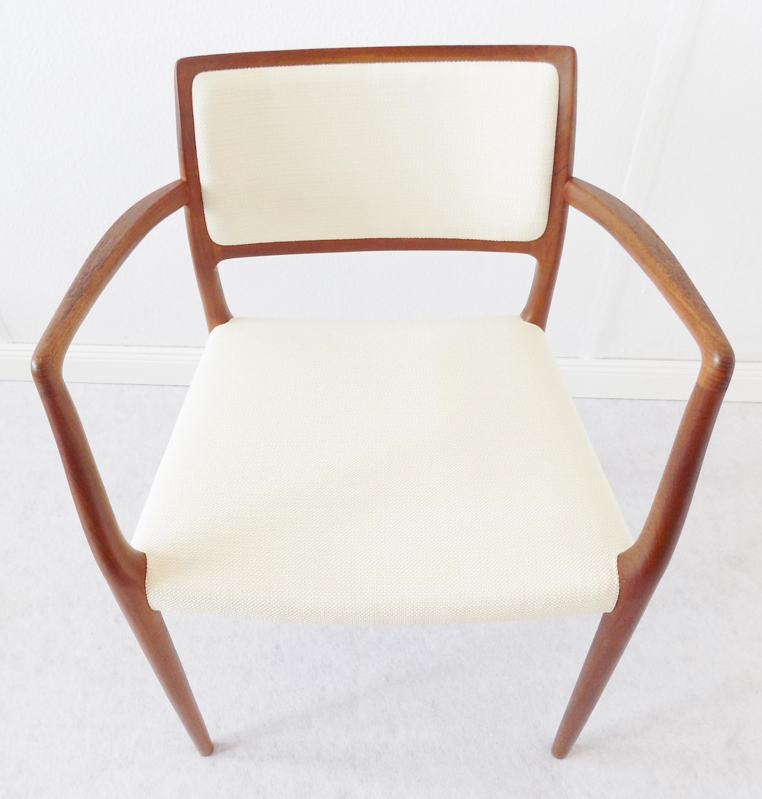 Niels Möller Model 65 Lounge Chair, Danish Teak Scandinavian modern, upholstered For Sale 7