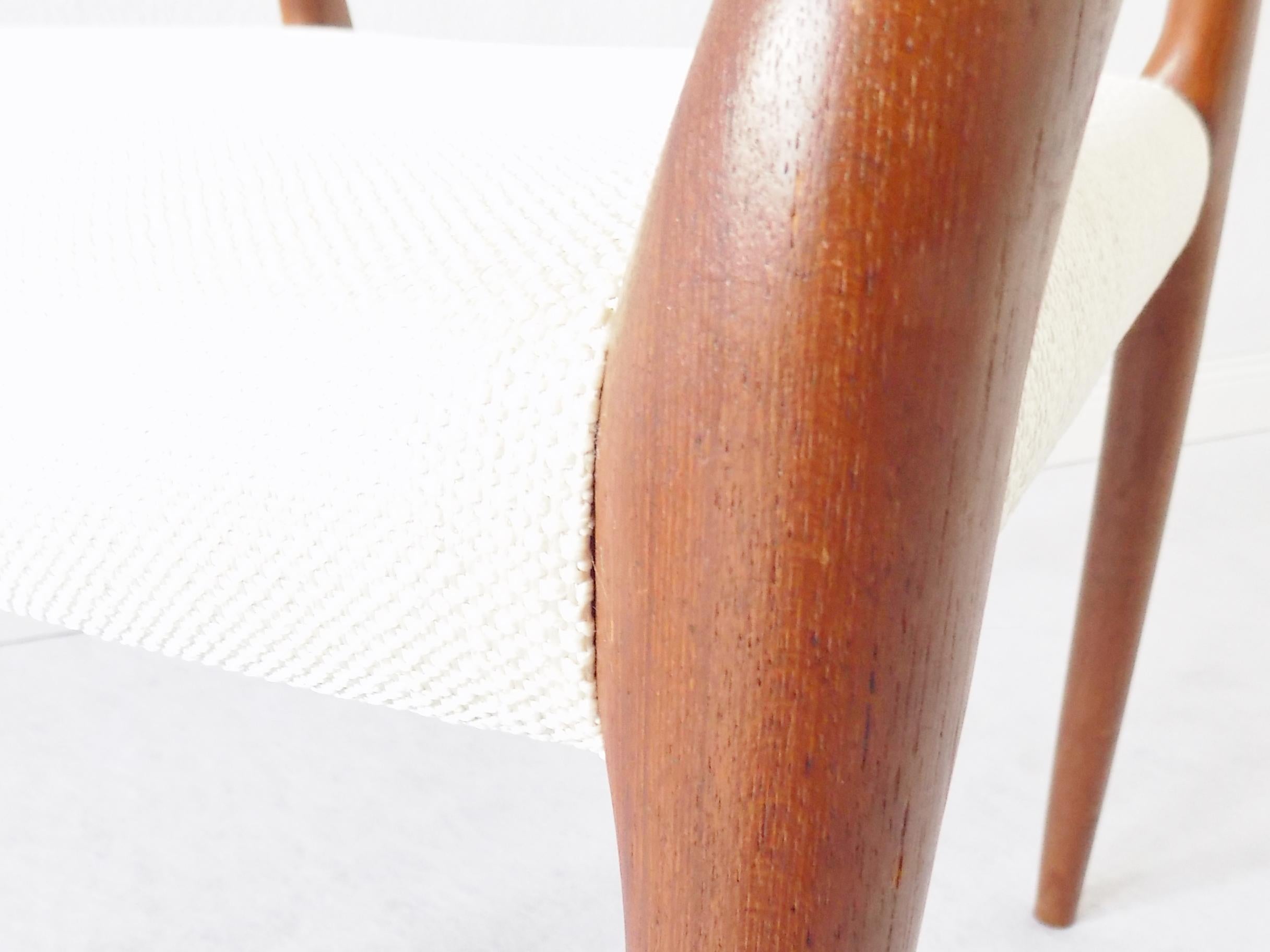 Niels Möller Model 65 Lounge Chair, Danish Teak Scandinavian modern, upholstered For Sale 11