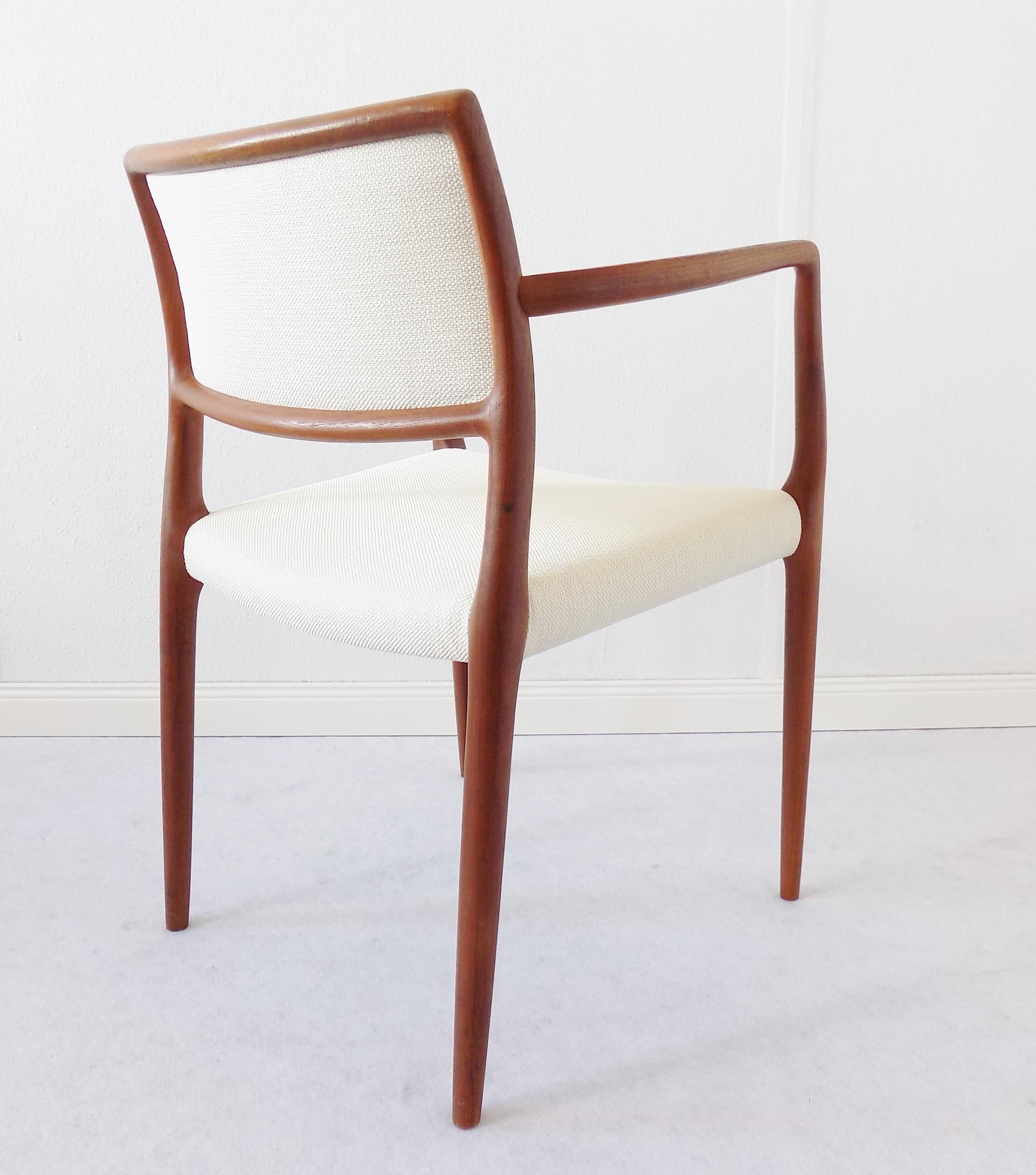 Mid-20th Century Niels Möller Model 65 Lounge Chair, Danish Teak Scandinavian modern, upholstered For Sale