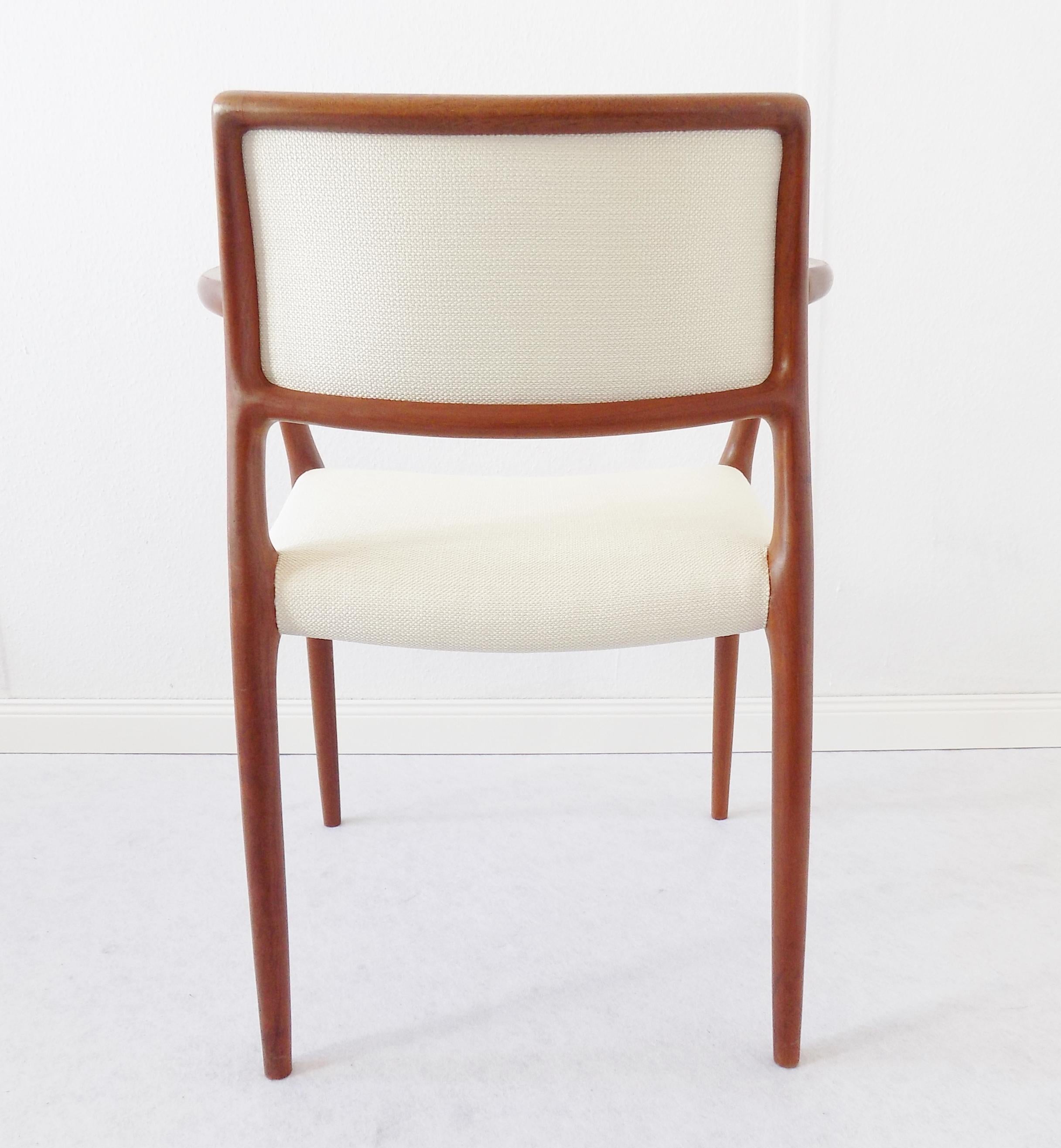 Niels Möller Model 65 Lounge Chair, Danish Teak Scandinavian modern, upholstered For Sale 1