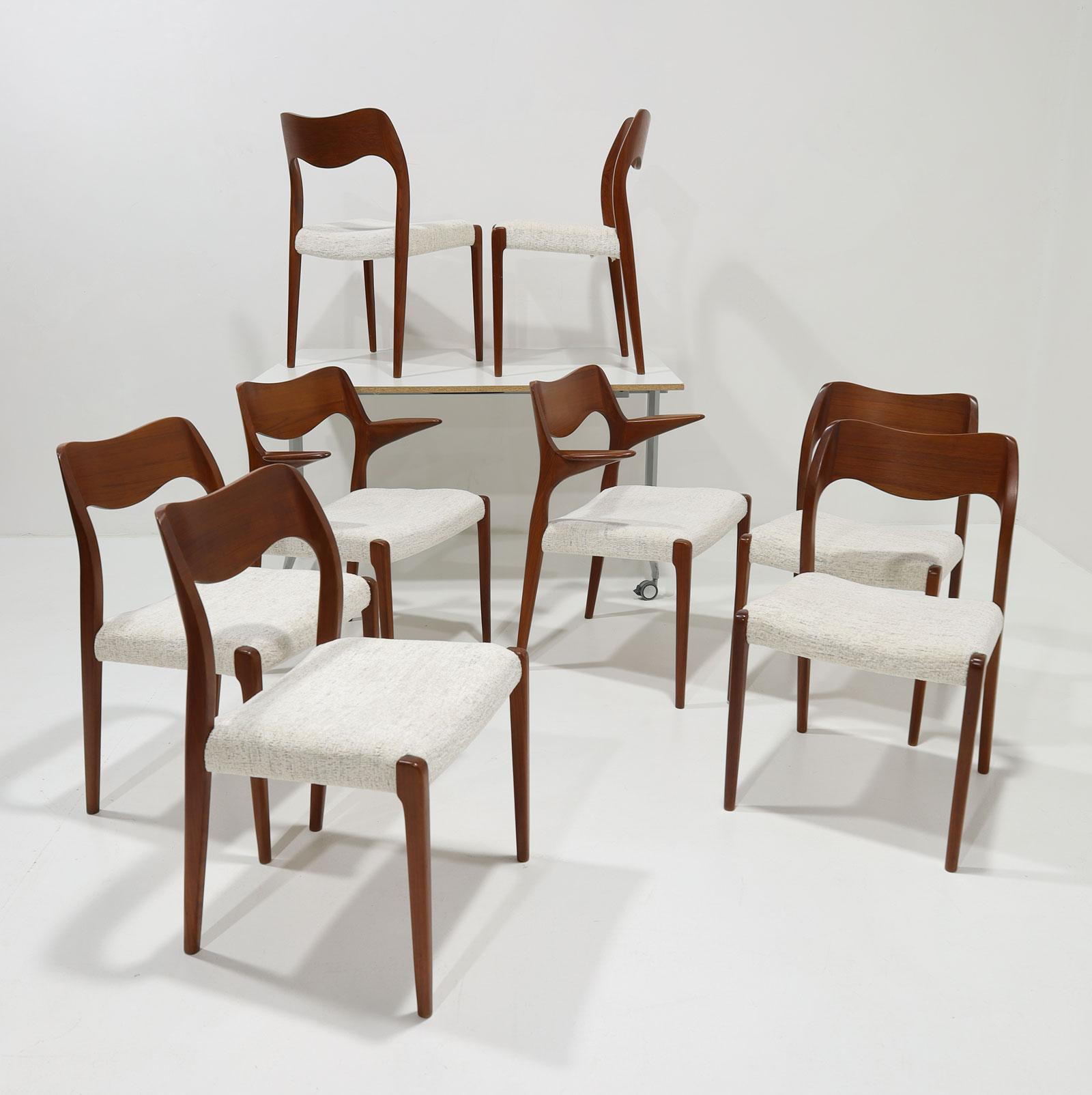 Niels Moller Model 71 Dining Chairs, Set of 8 3