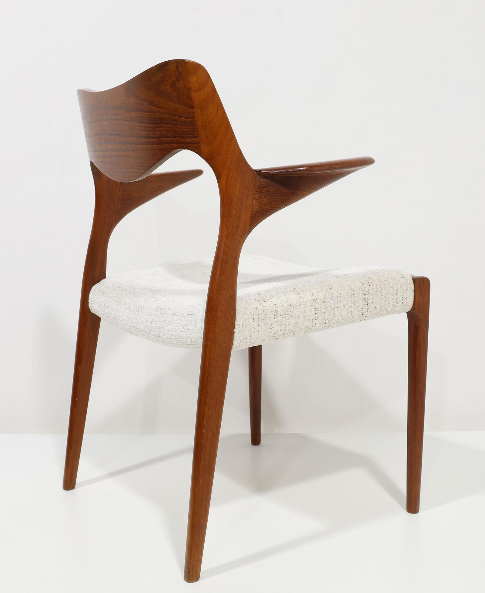 Scandinavian Modern Niels Moller Model 71 Dining Chairs, Set of 8