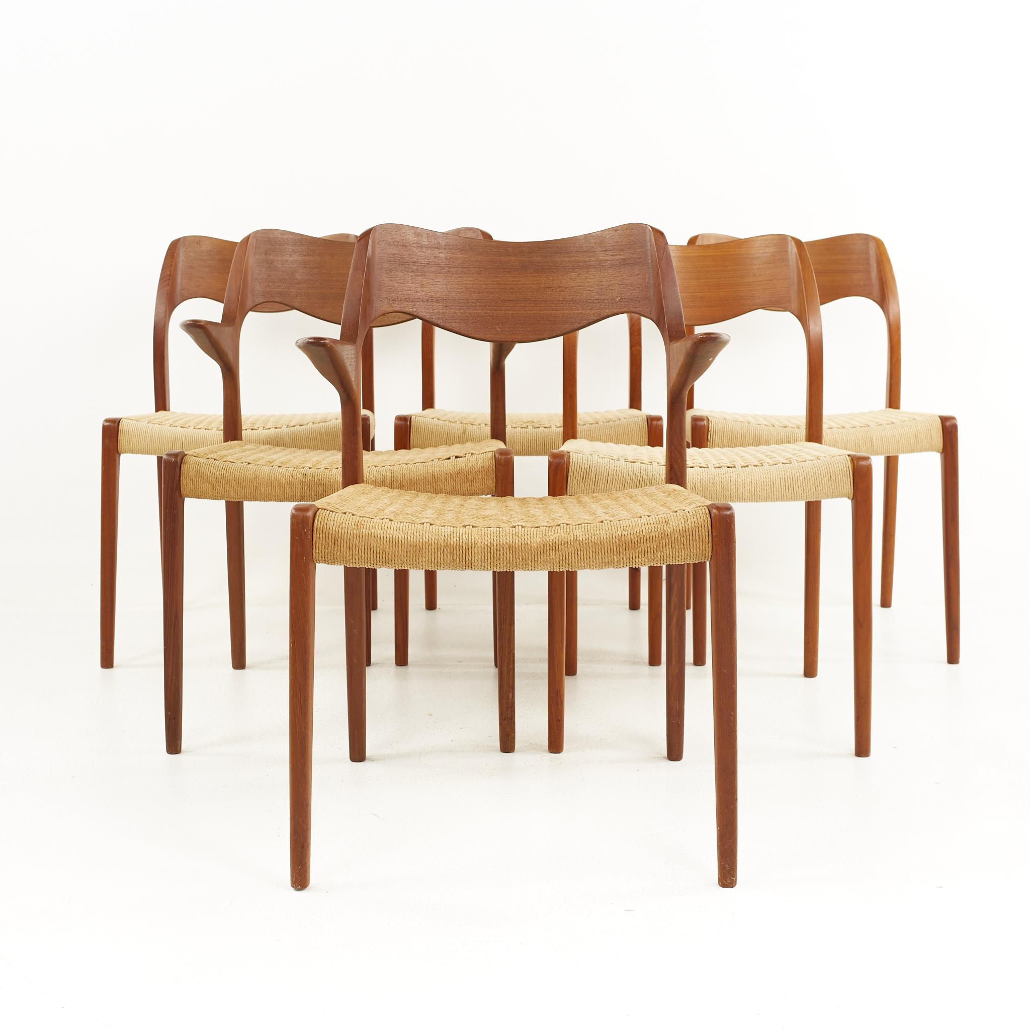 Niels Moller Model 71 mid century teak dining chairs - Set of 6 

Each chair measures: 19.5 wide x 19 deep x 31 high, with a seat height of 17.5 inches

All pieces of furniture can be had in what we call restored vintage condition. That means