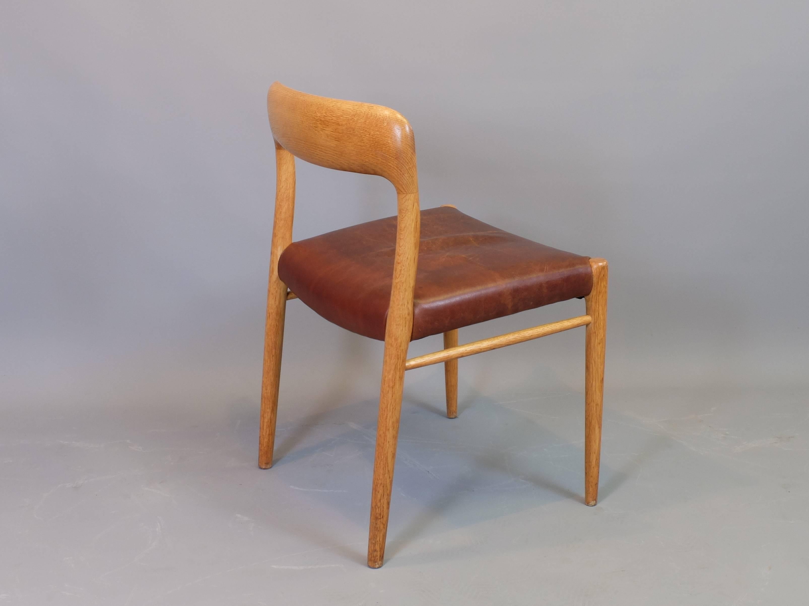 Mid-Century Modern Niels Moller Model 75 1960s Danish Oak Dining Chairs For Sale