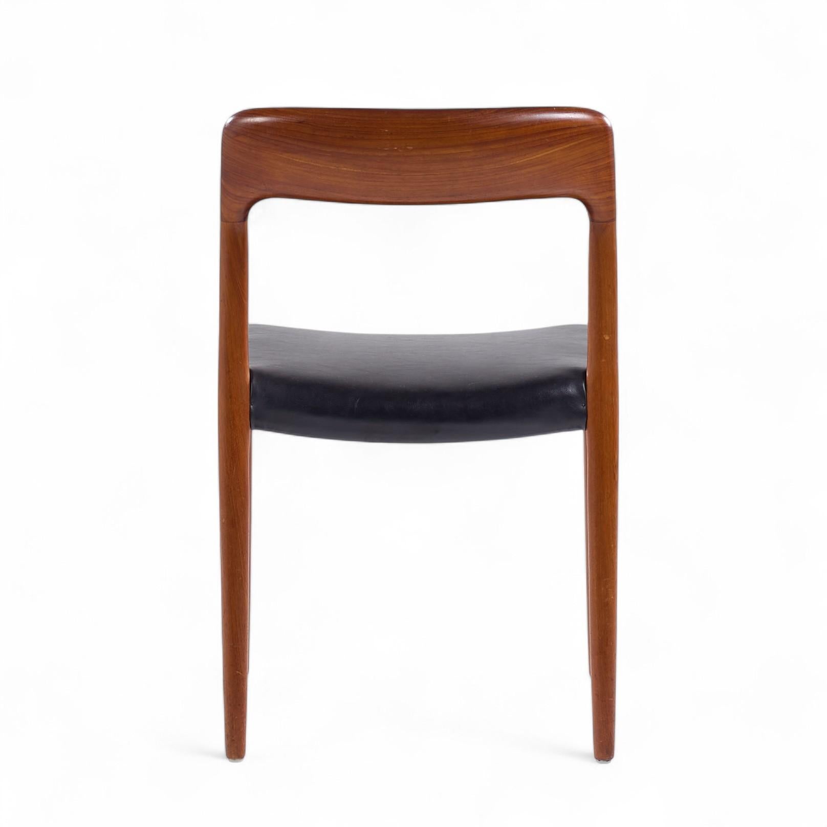 Niels Moller Model 75 Sillas de comedor danesas de teca de mediados de siglo - Set de 8 en venta 1