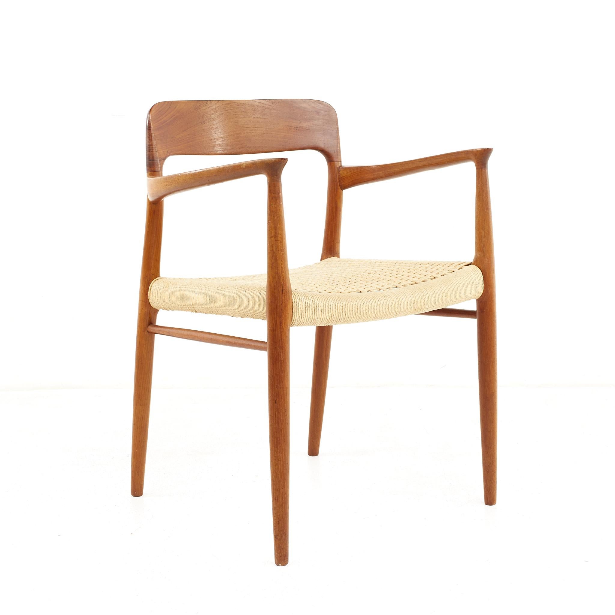 Mid-Century Modern Niels Moller Model 77 Mid Century Teak Dining Armchairs, a Pair For Sale