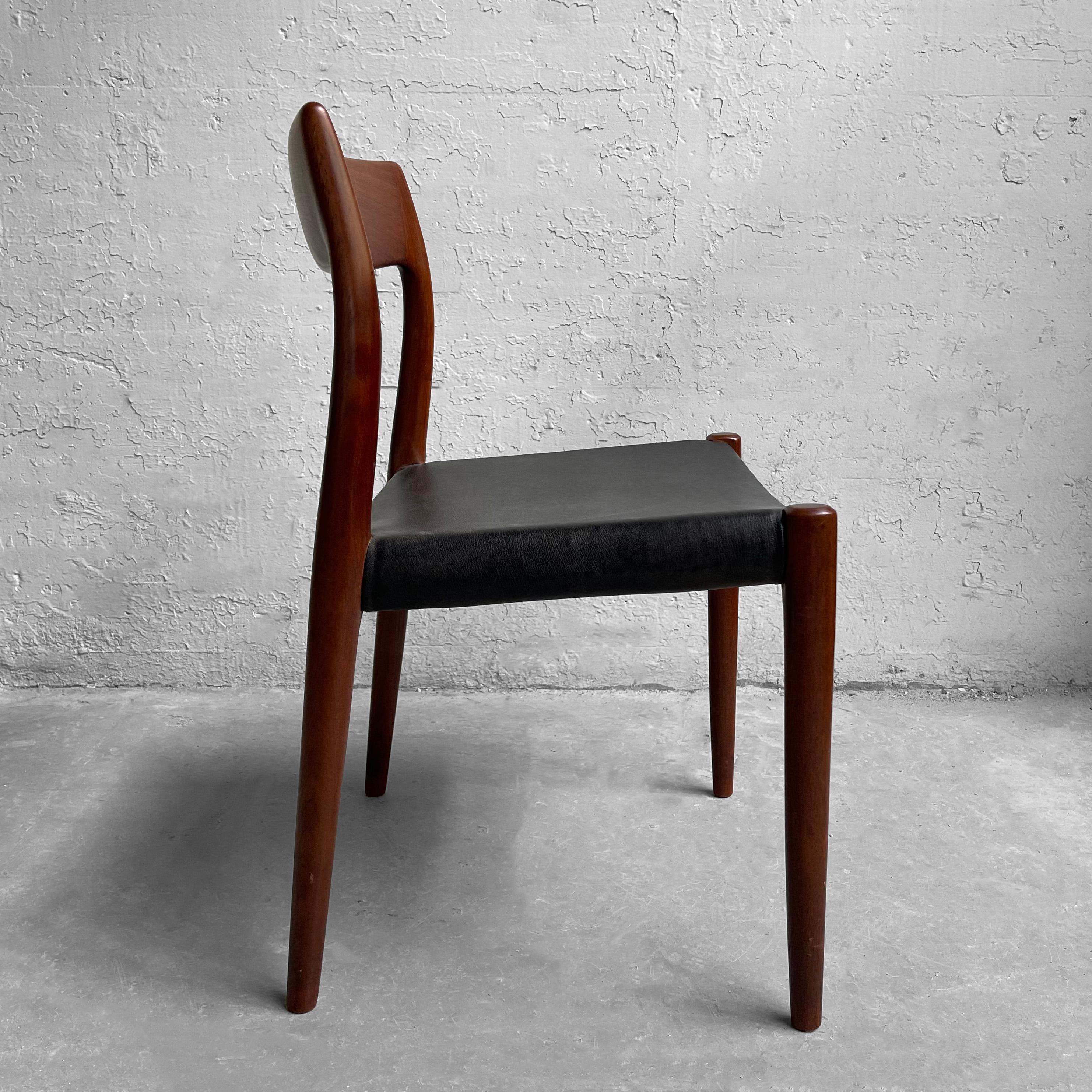 Scandinavian Modern Niels Moller Model 77 Rosewood Dining Side Chair