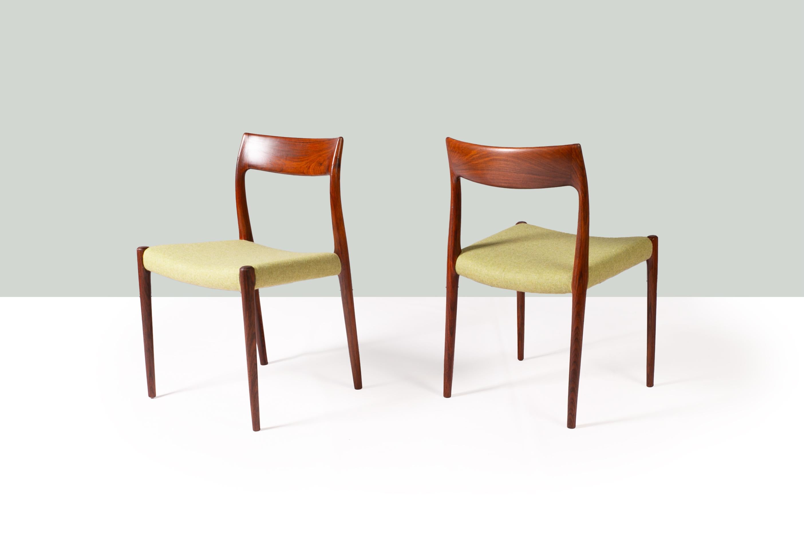 Mid-Century Modern Niels Moller 77 chaises de salle à manger