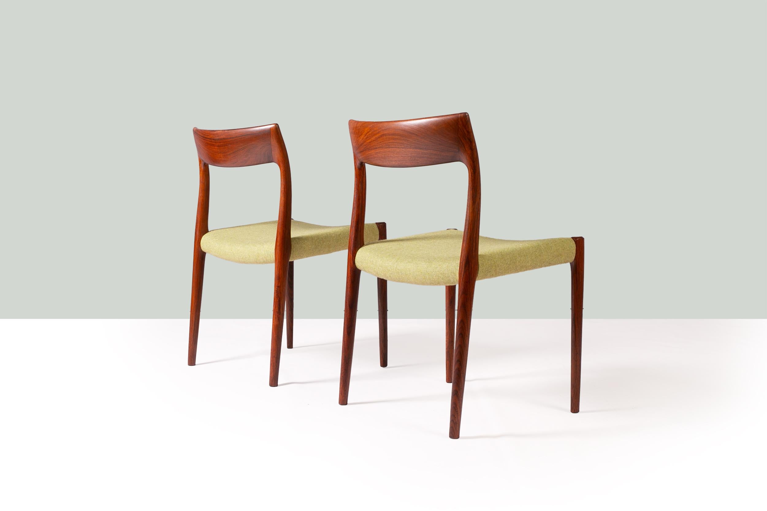 Niels Moller 77 chaises de salle à manger 1