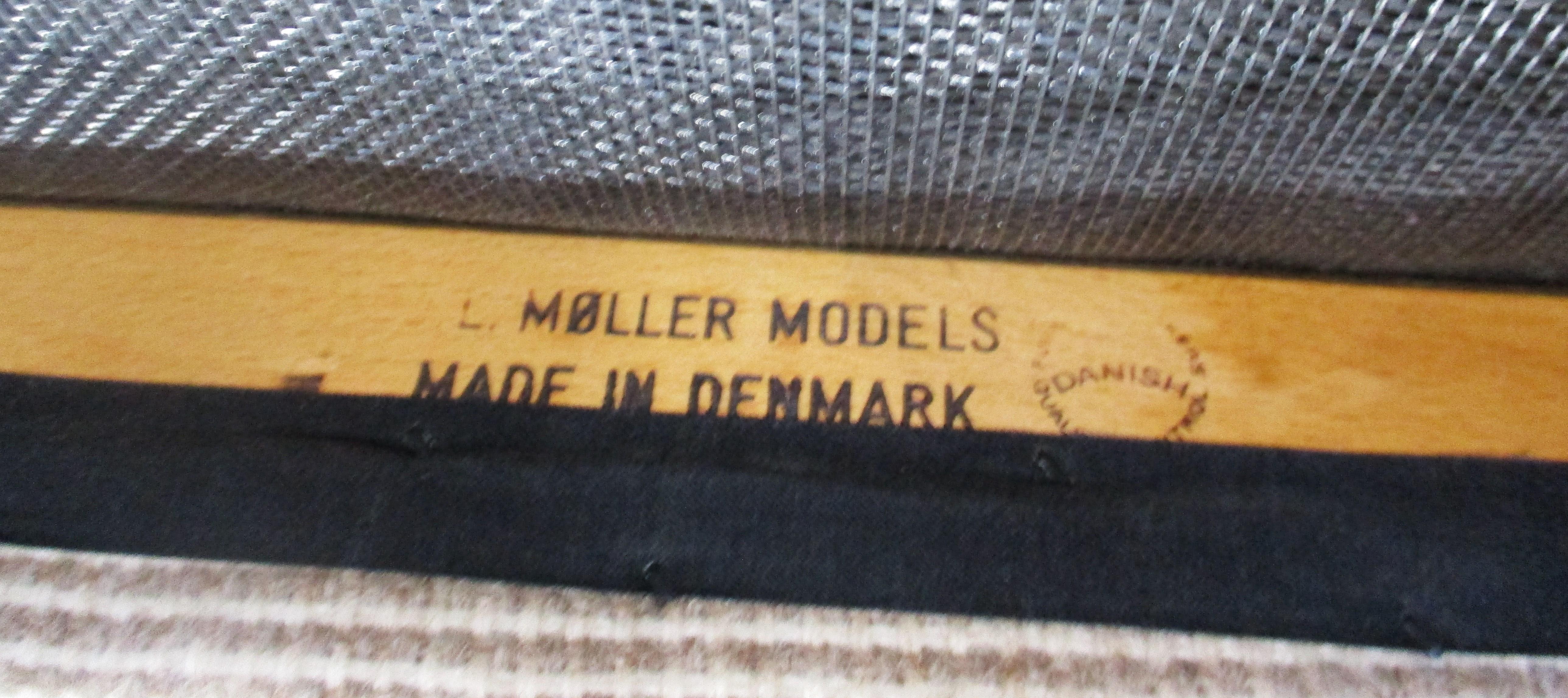 Niels Moller Chaises de salle à manger en teck tapissées par I.L.A.A. Danemark  en vente 9