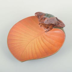 Niels Norvil for Ipsens Enke. Ceramic bowl with frog. Early 20th C.