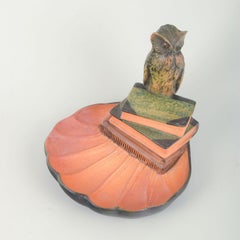 Niels Norvil for Ipsens Enke. Ceramic dish with owl.