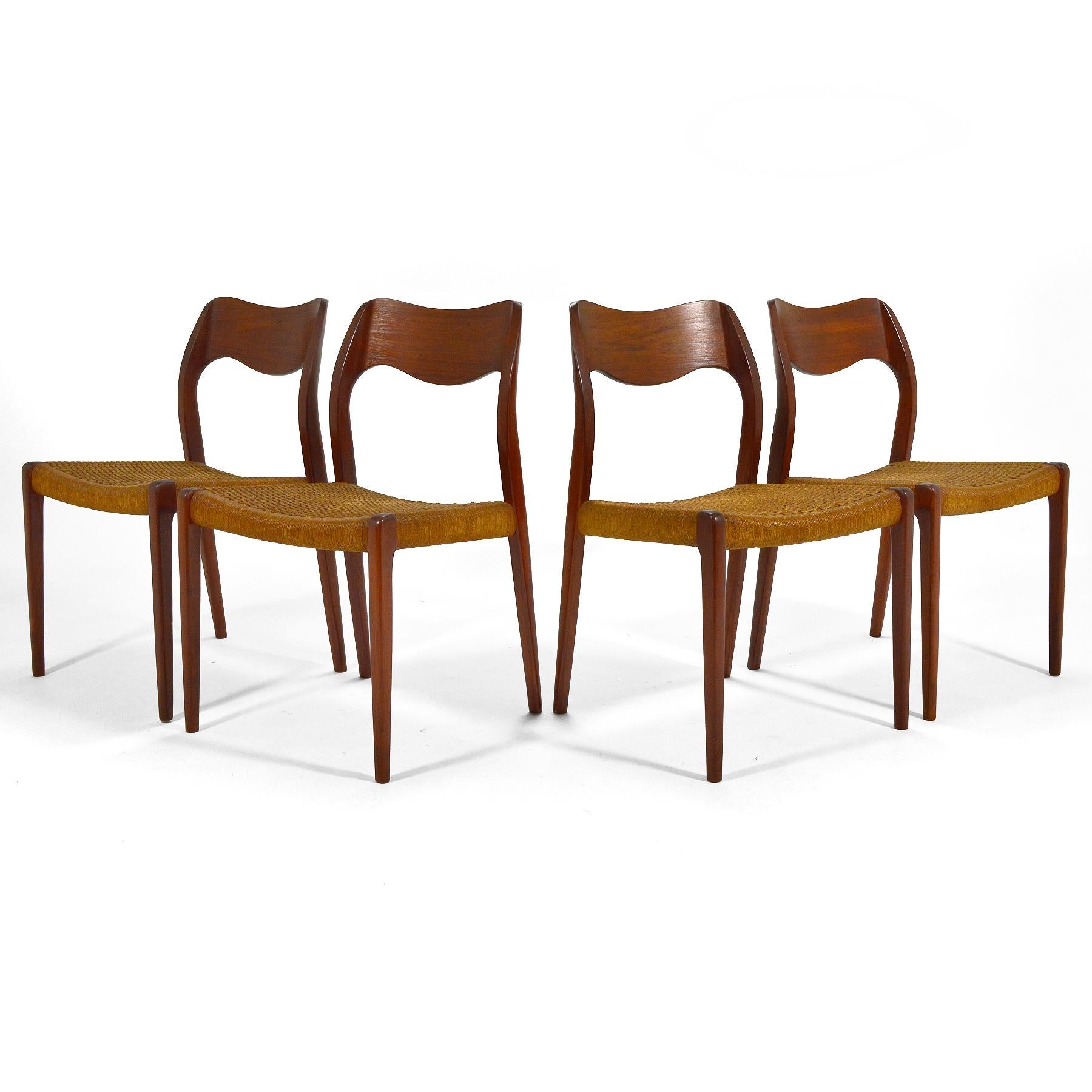 Papercord Niels O. Møller Dining Chairs Model 71 by J.L. Møllers Møbelfabrik For Sale