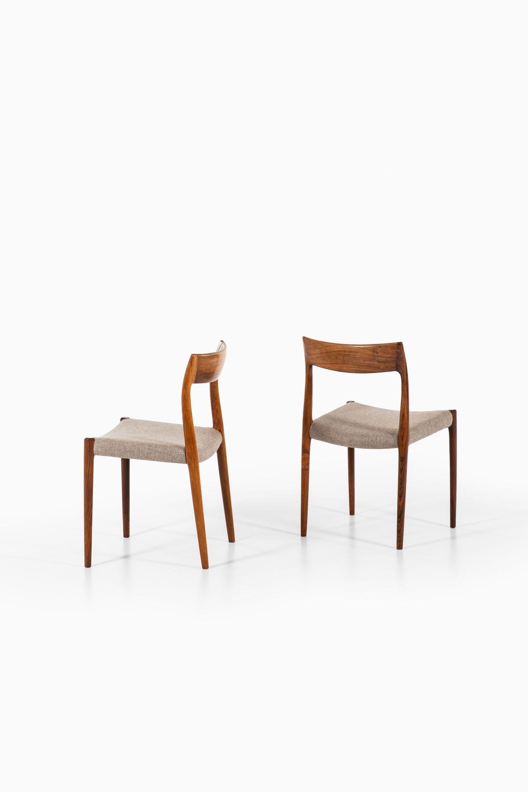 Niels O. Møller Dining Chairs Model 77 by J.L. Møllers Møbelfabrik in Denmark 1