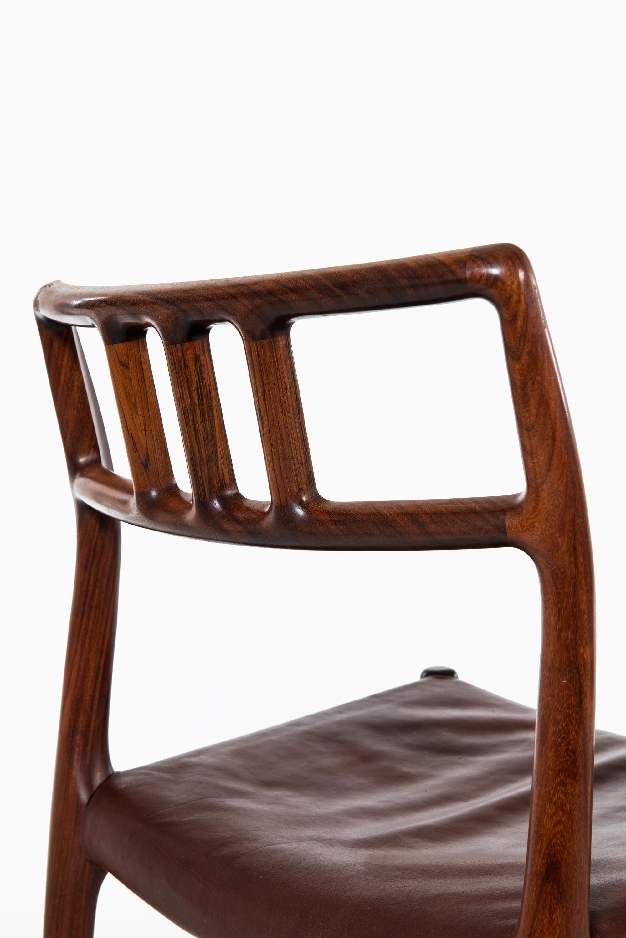 Mid-20th Century Niels O. Møller Dining Chairs Model 79 by J.L. Møllers Møbelfabrik in Denmark For Sale