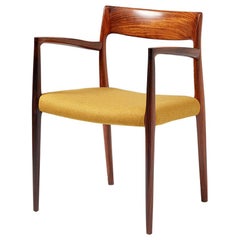 Niels O. Møller Modell 57 Palisander Holzschnitzer Stuhl