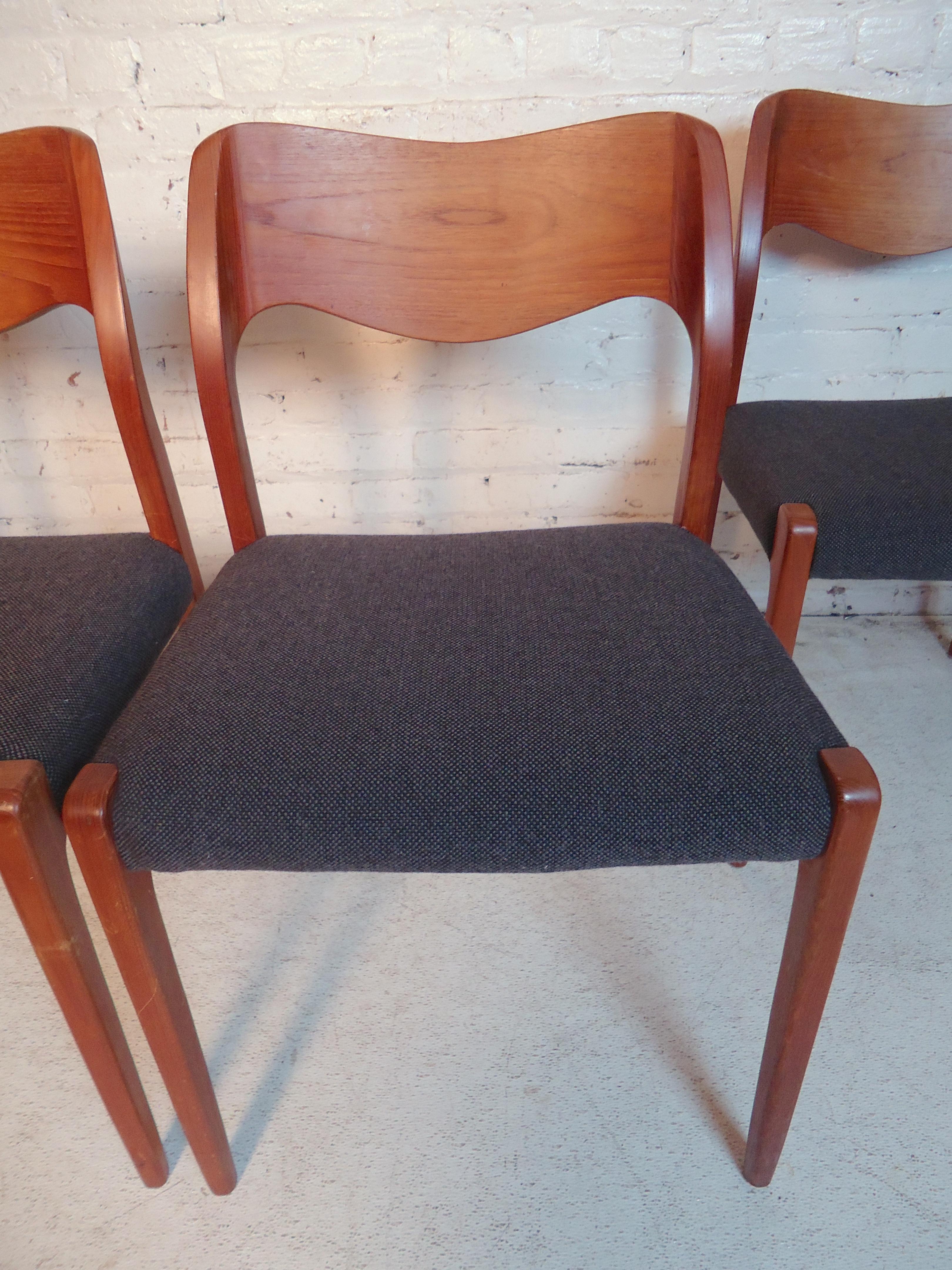Niels O. Møller Model #71 Dining Chairs In Good Condition In Brooklyn, NY