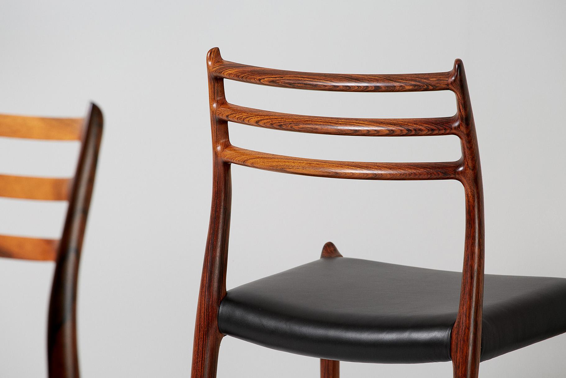 Milieu du XXe siècle Chaises de salle à manger en bois de rose Niels O. Møller, modèle 78, 1962 en vente