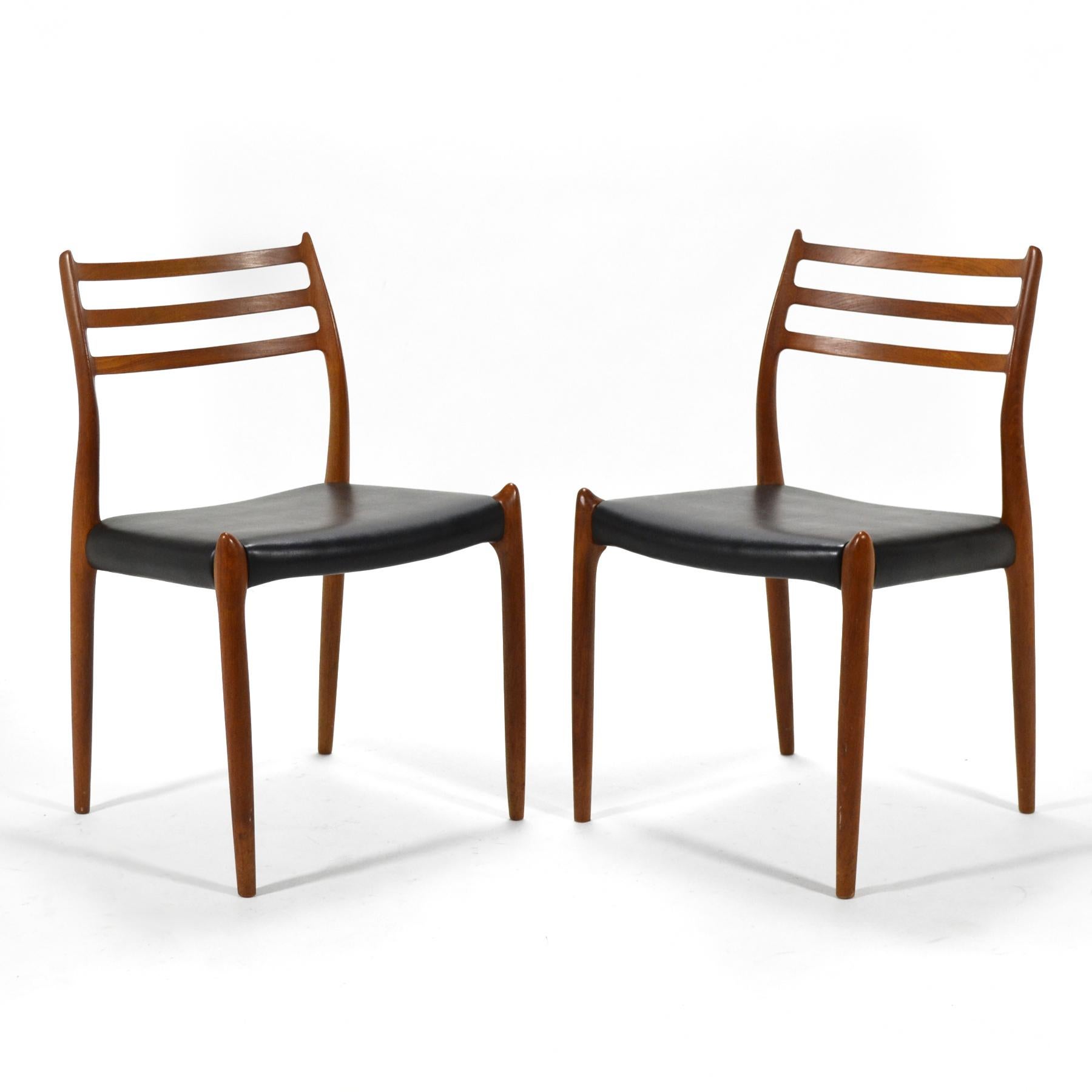 Niels O. Møller Pair of Model 78 Chairs In Good Condition In Highland, IN