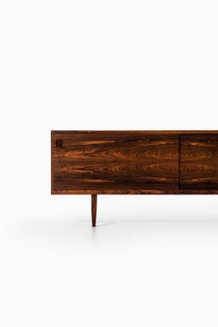 Niels O. Møller Sideboard Model No 20 in Rosewood Produced in Denmark