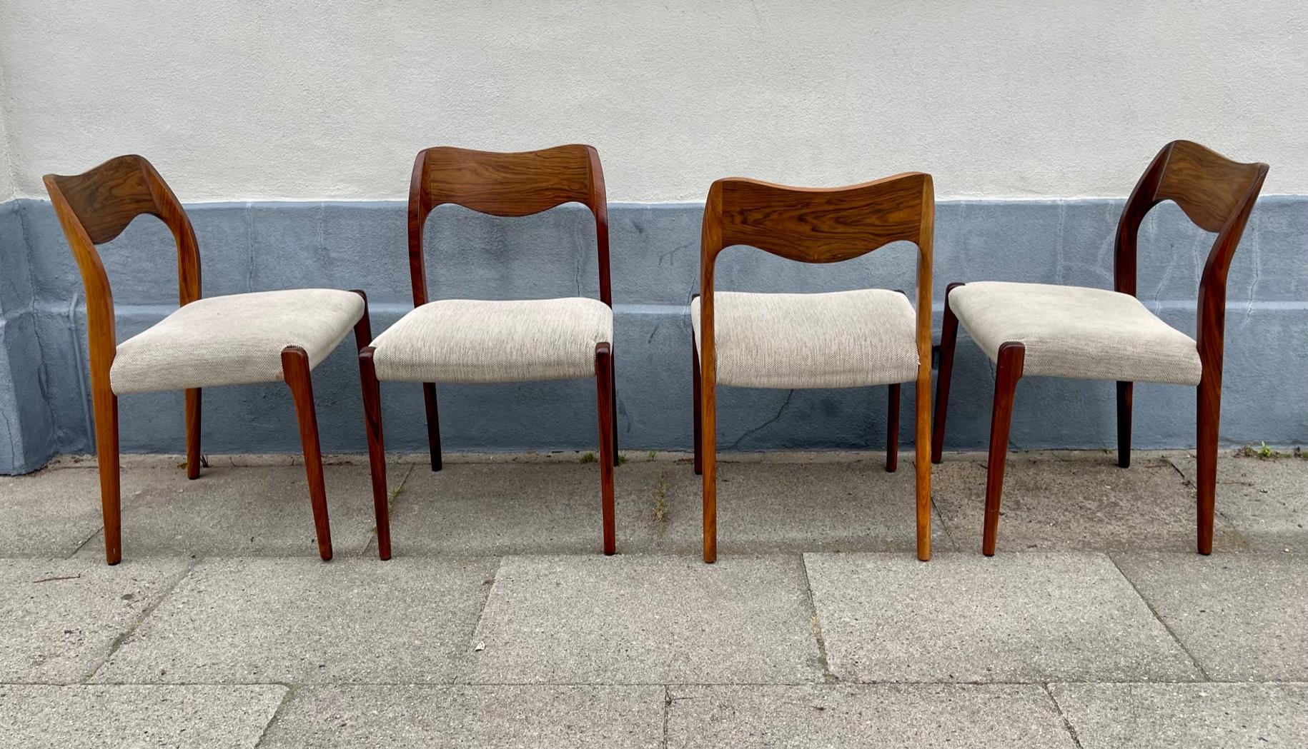 Niels O. Møller Walnut & Hallingdal Wool Chairs, Model 71, Set of 4 For Sale 1