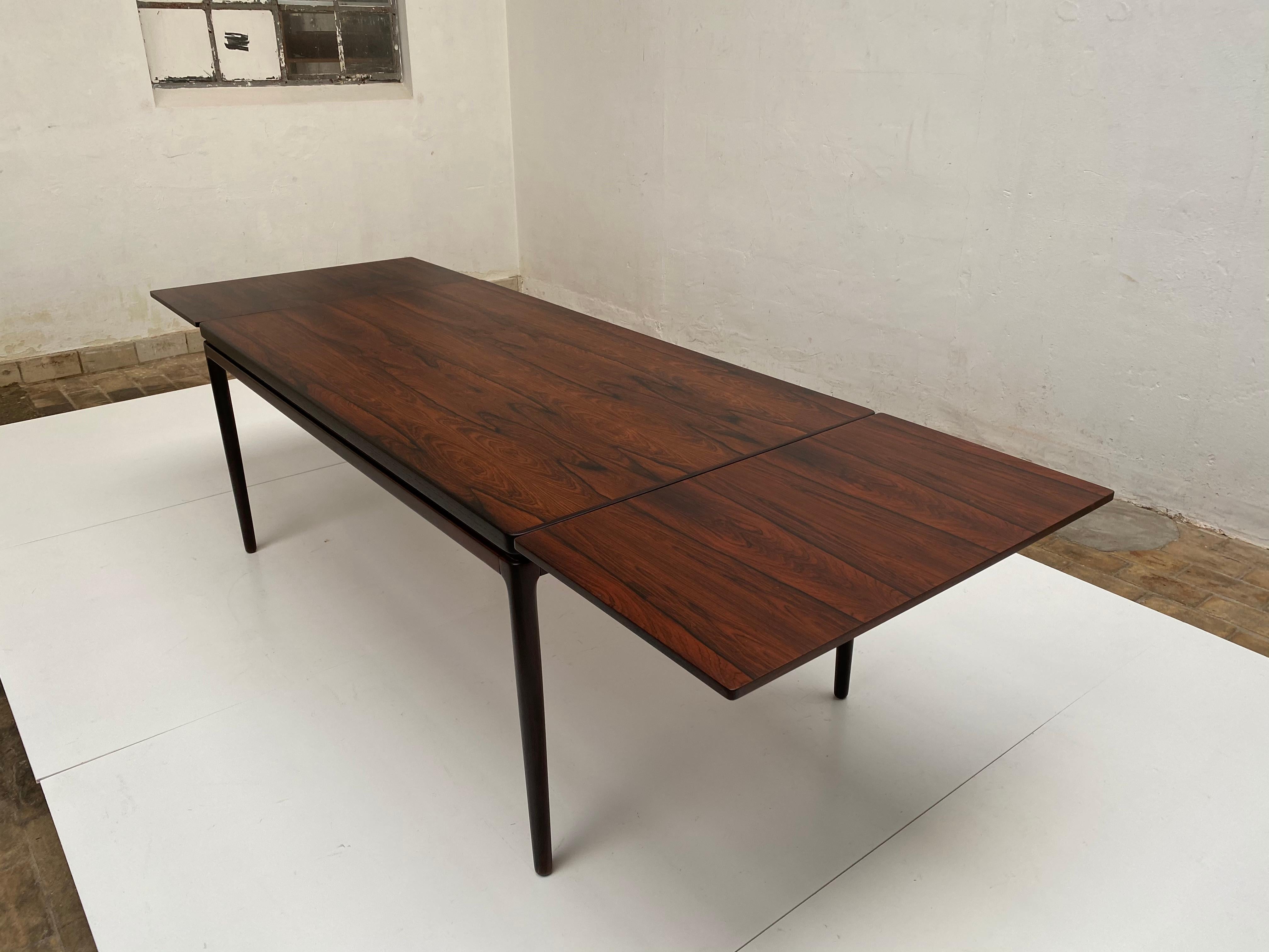 Niels O. Moller Large Extendable Rosewood Dining Table J.L Moller, Denmark 1960s 9