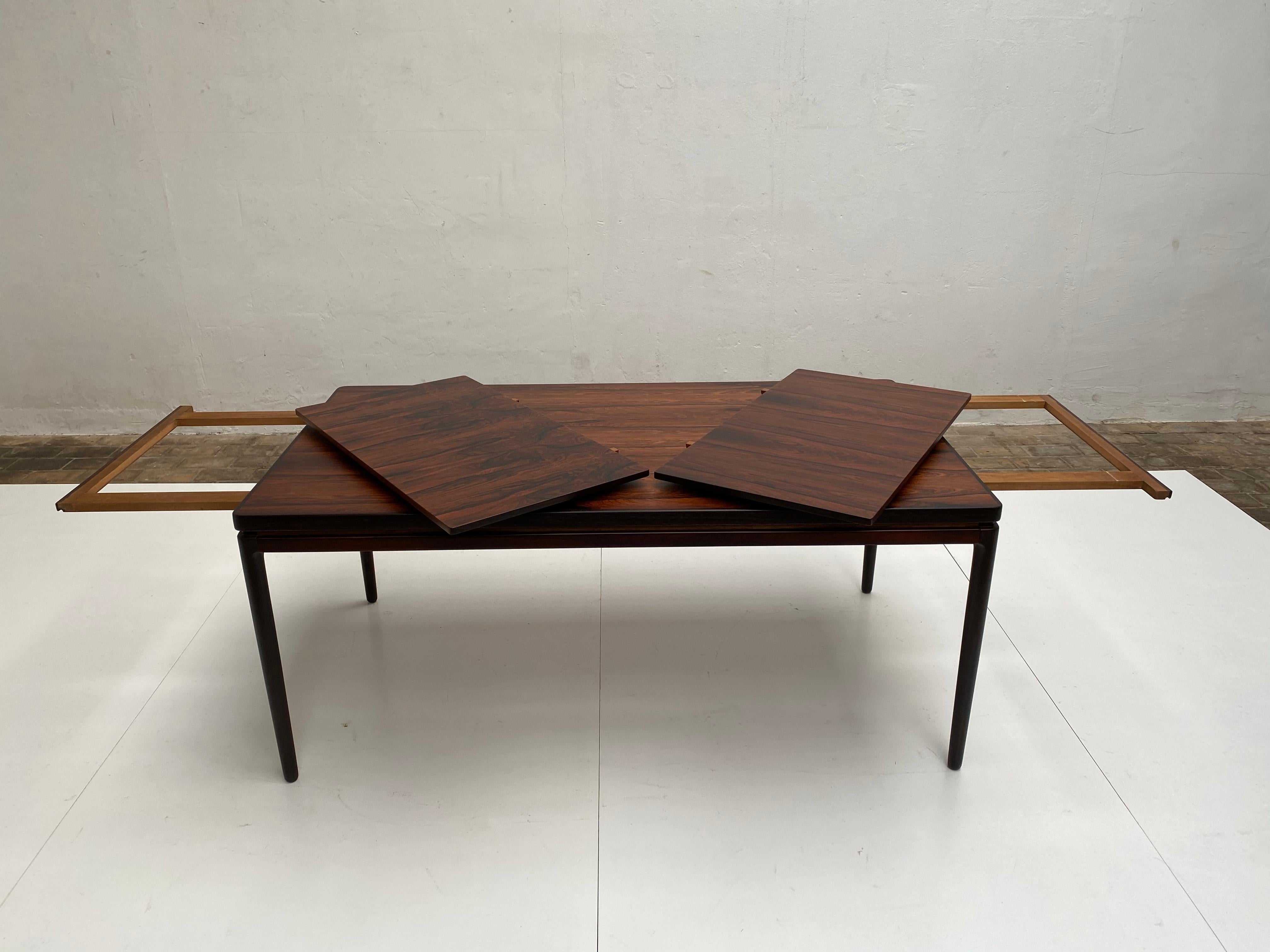 Niels O. Moller Large Extendable Rosewood Dining Table J.L Moller, Denmark 1960s 1