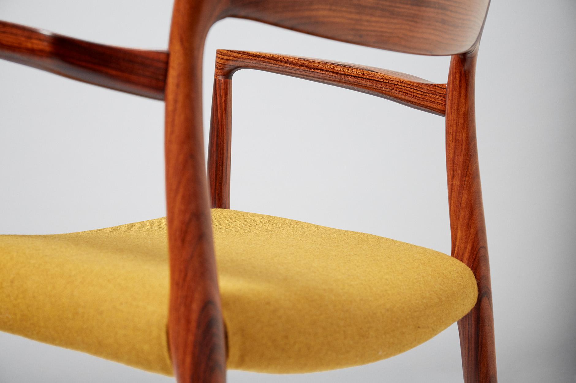 Mid-20th Century Niels O. Møller Model 57 Rosewood Carver Chair For Sale