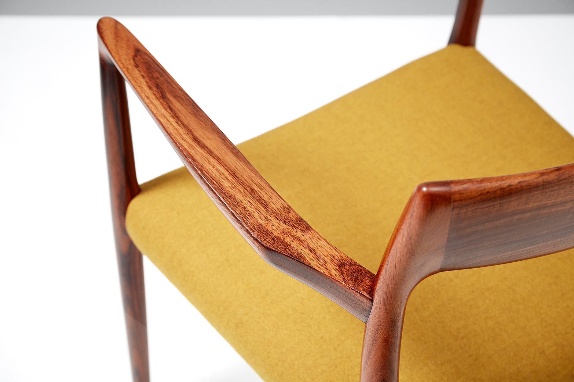 Niels O. Møller Model 57 Rosewood Carver Chair For Sale 1