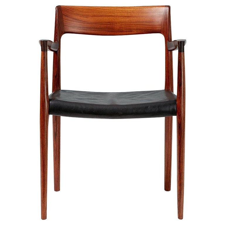Niels O. Moller Model 57 Rosewood Carver Chair For Sale