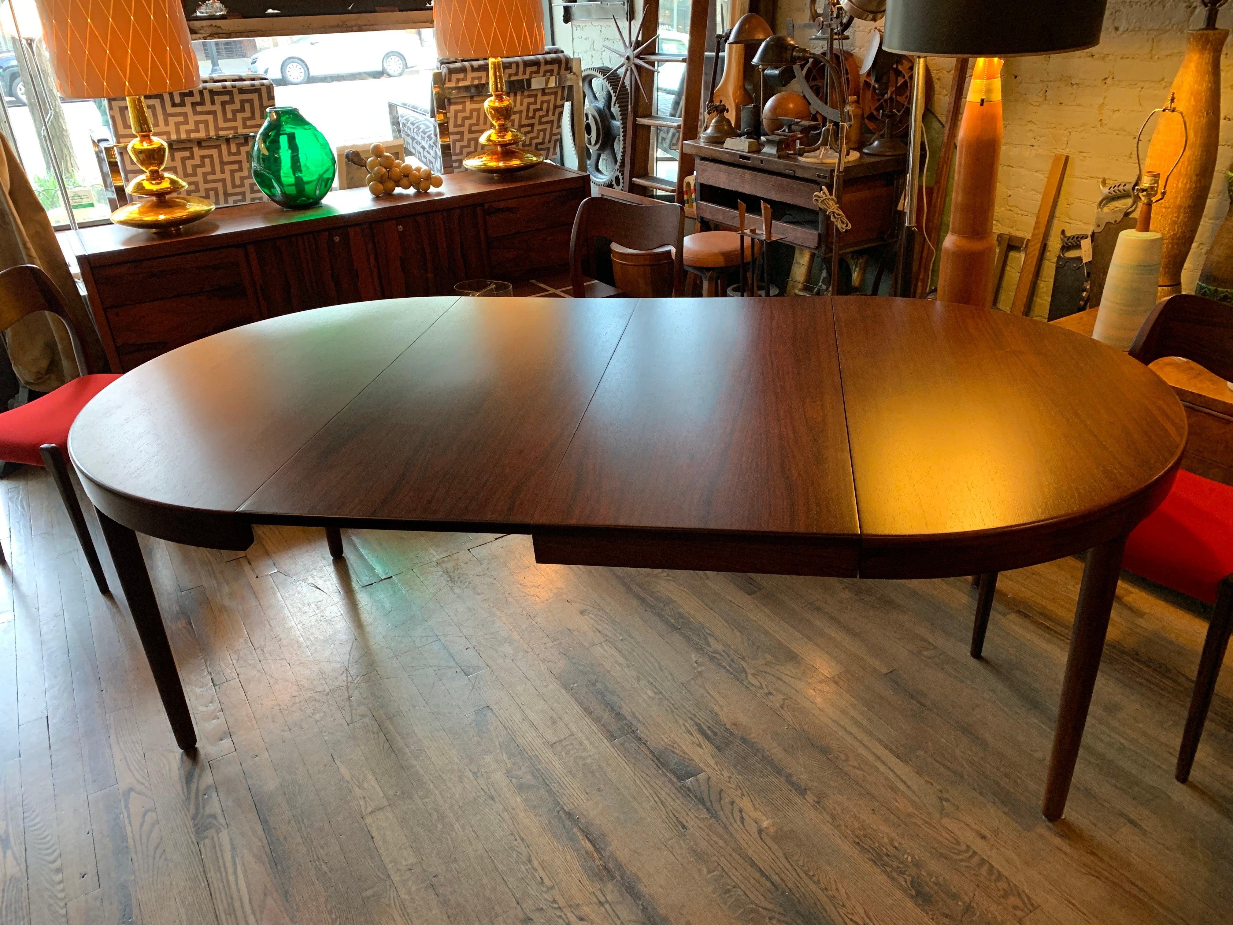 Niels O Moller Round Rosewood Extension Dining Set 5