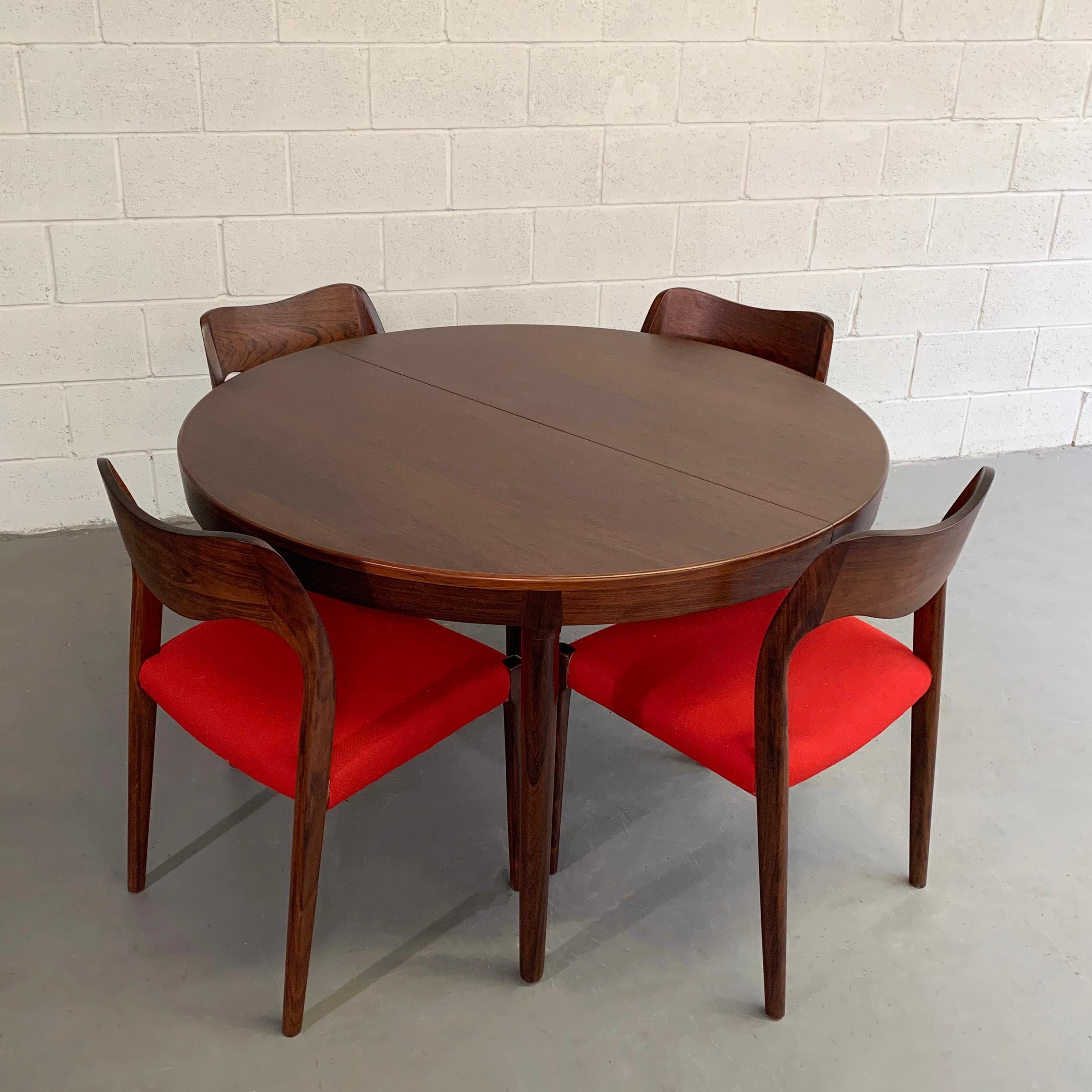 Scandinavian Modern Niels O Moller Round Rosewood Extension Dining Set