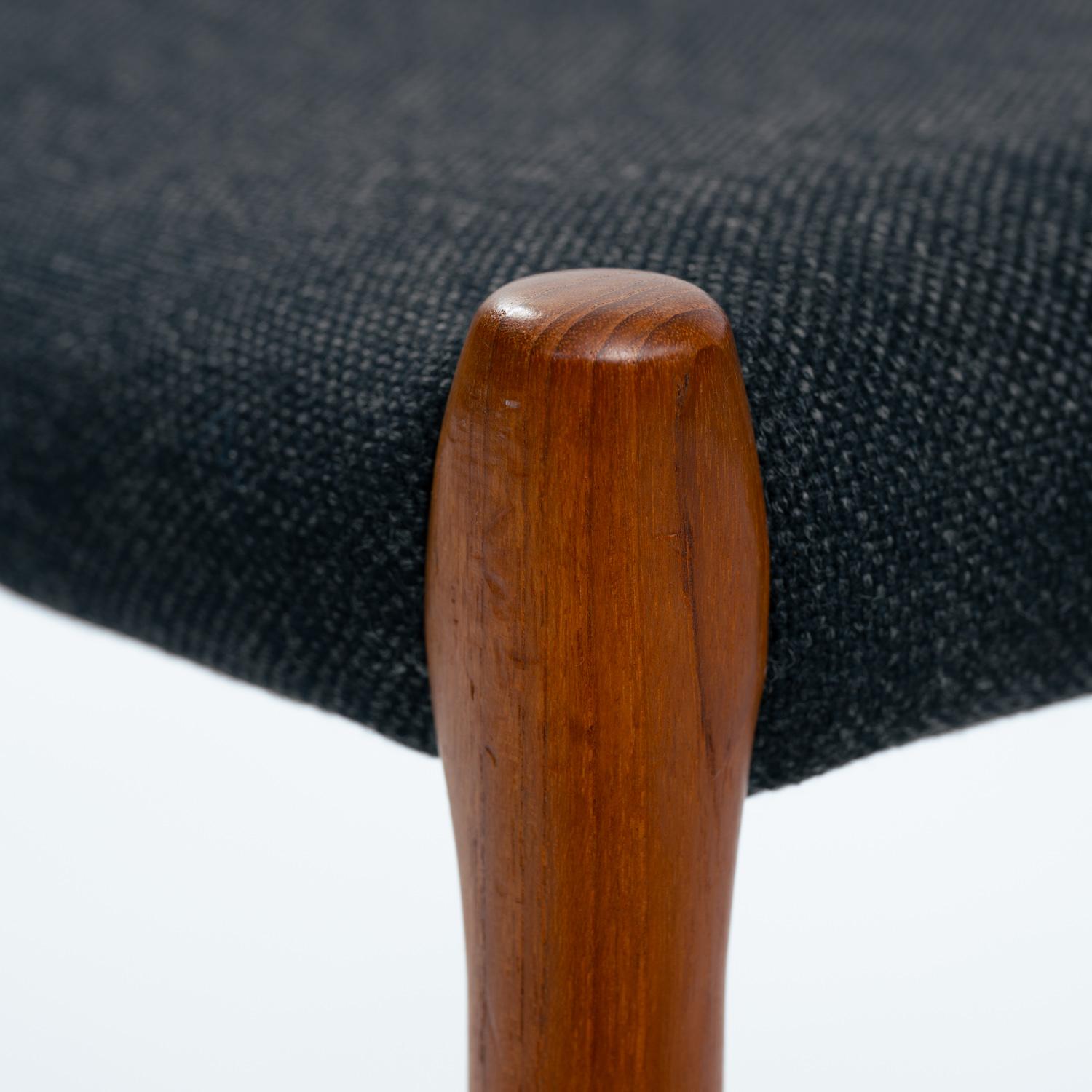 Niels O Moller teak stool 80a with black wool fabric, Denmark, 1960s For Sale 3