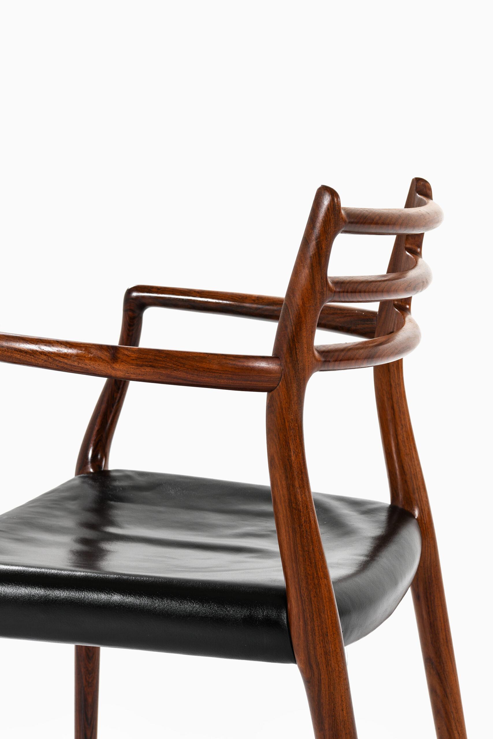 Mid-20th Century Niels Otto Møller Armchair Model 62 Produced by J.L Møllers Møbelfabrik For Sale