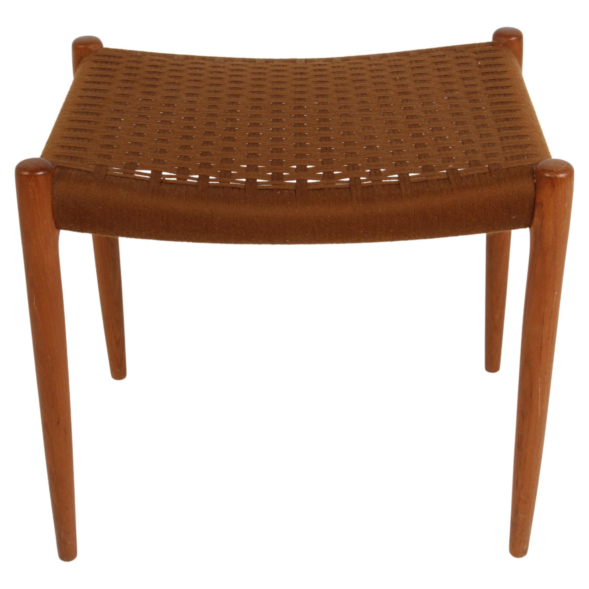 Niels Otto Møller Danish Teak Ottoman or Bench Model 80a for J.L. Møllers Mødels For Sale