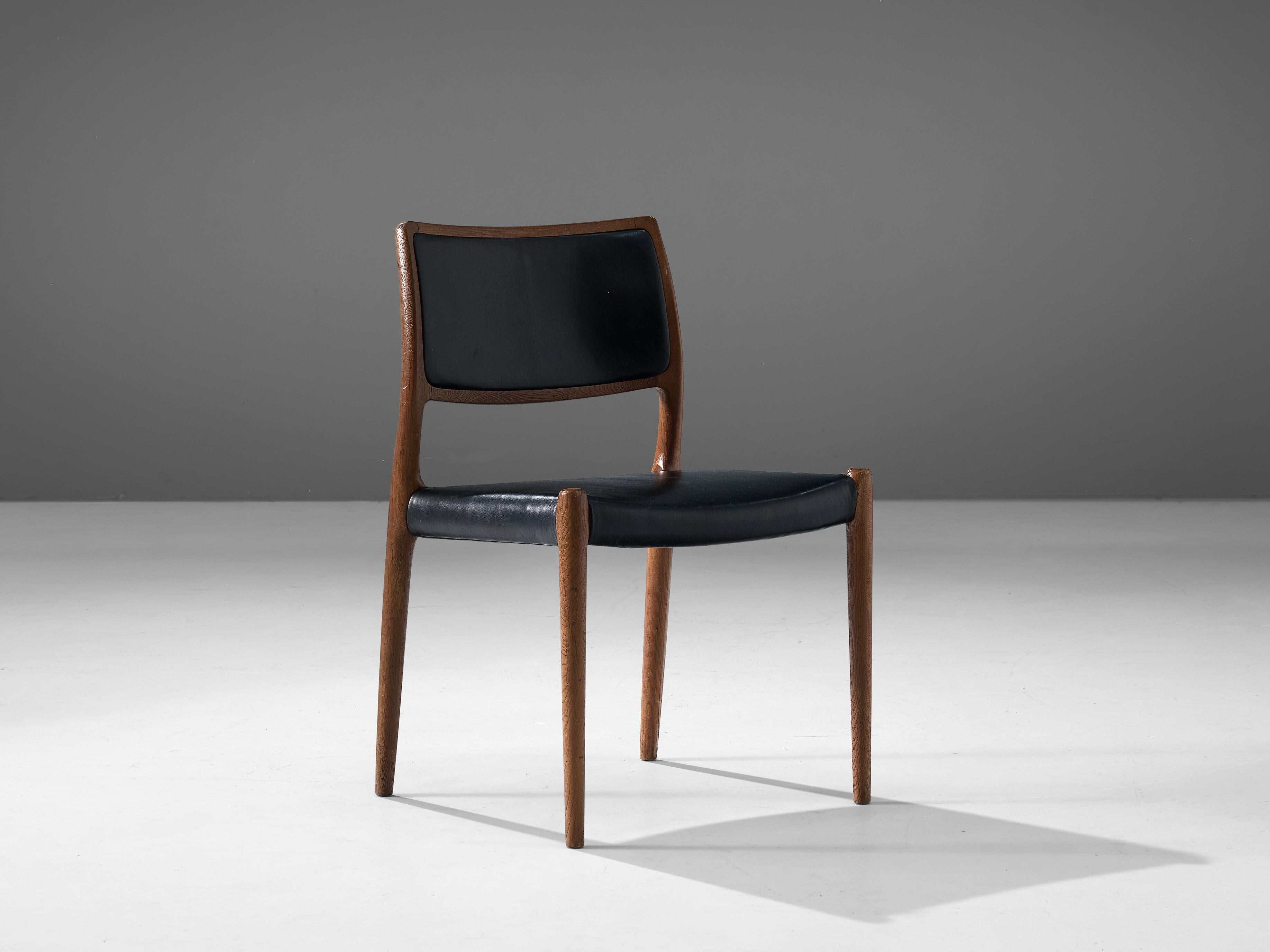 Scandinavian Modern Niels Otto Møller Dining Chair Model '80' in Oak and Black Leather 