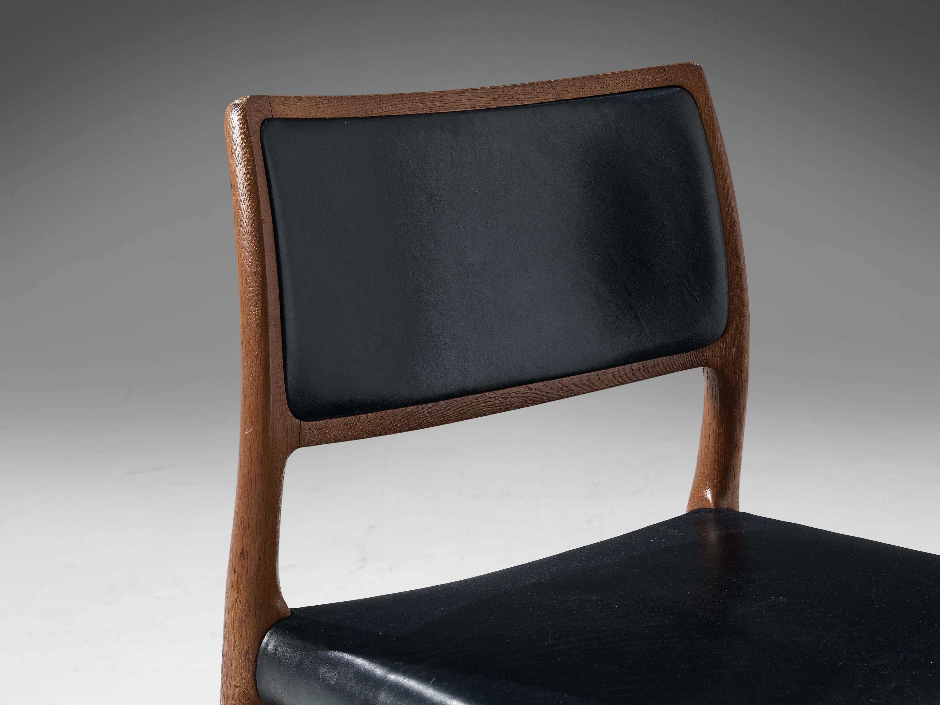 Mid-20th Century Niels Otto Møller Dining Chair Model '80' in Oak and Black Leather 