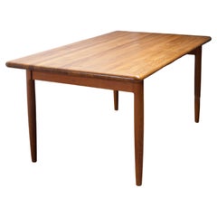 Niels Otto Møller dining table 24A in Teak